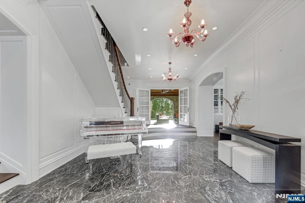 373 Hardenburgh Avenue - Photo 4