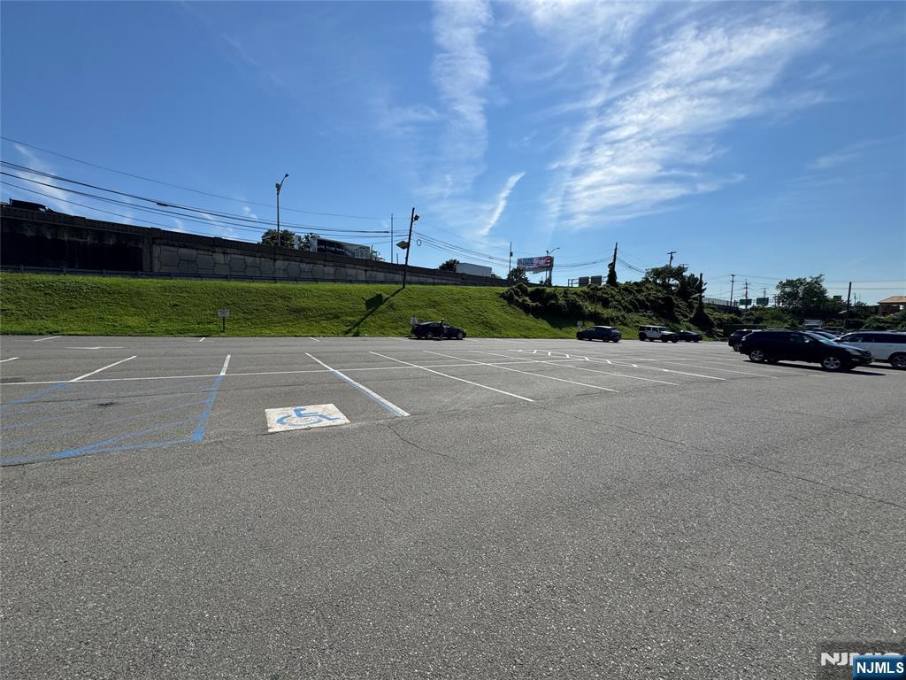 15 Grand Ave, Palisades Park, NJ 07650