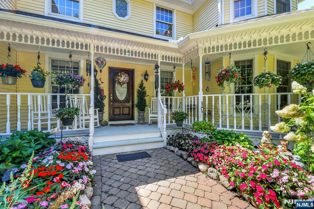 26 Green Terrace Way - Photo 4