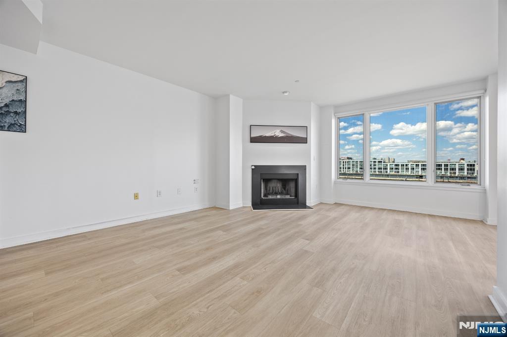 600 Harbor Boulevard #955