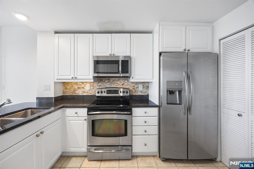600 Harbor Boulevard #955