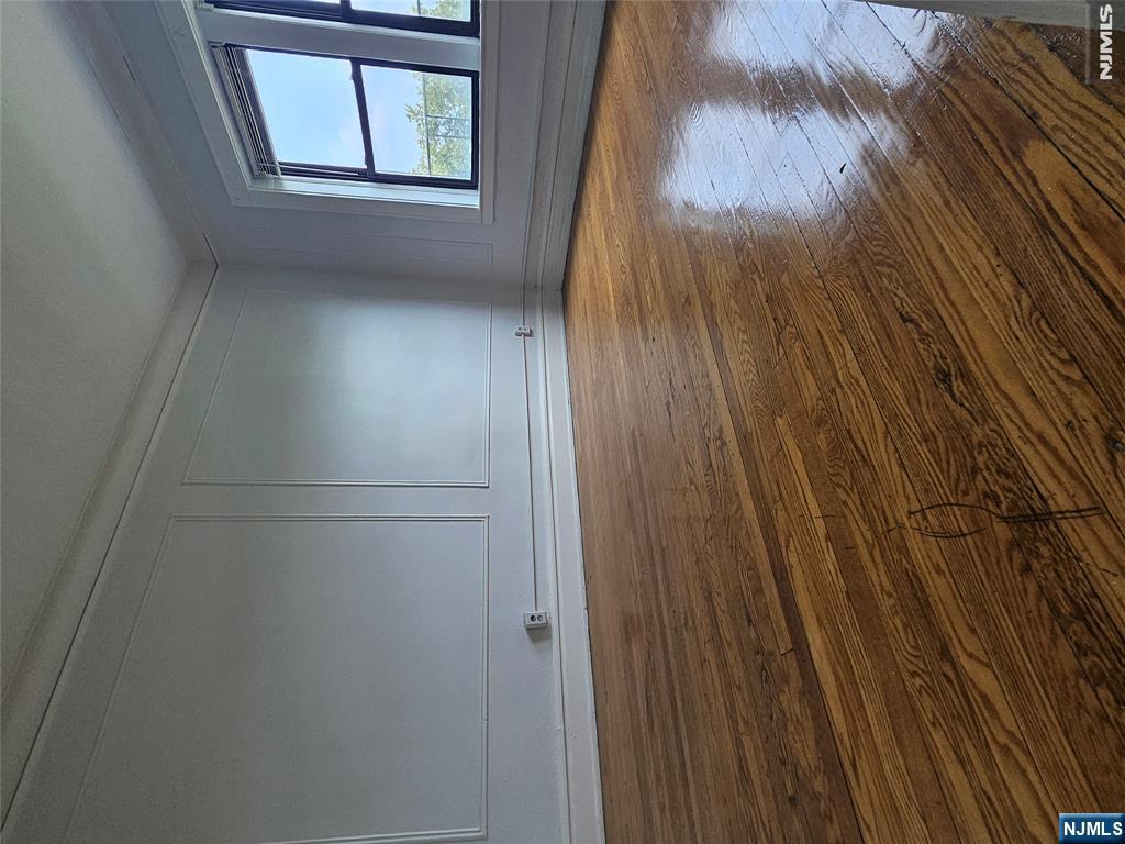 194 Davis Avenue 26 - Photo 5