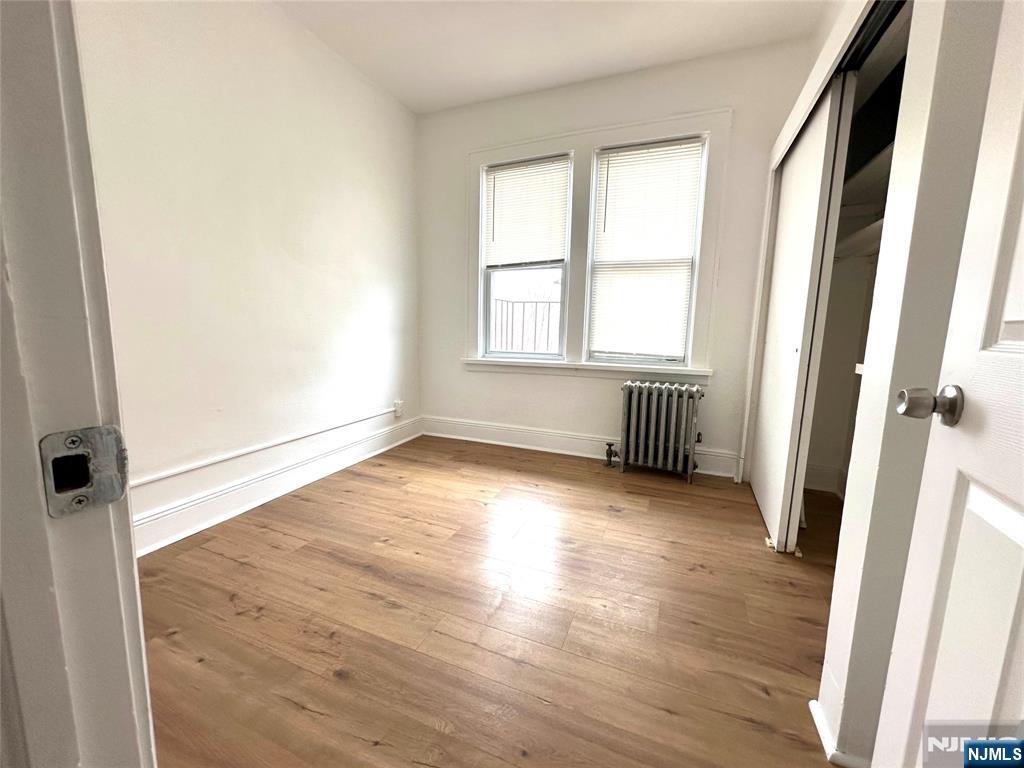 257 Roff Avenue - Photo 3