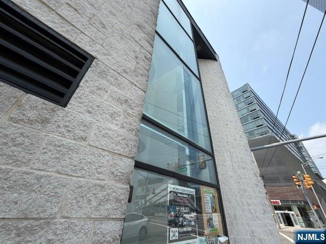 166 Main, Fort Lee, NJ 07024