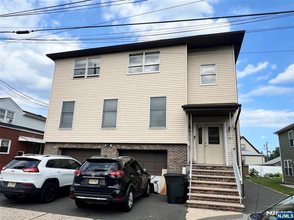 364 Chestnut Avenue 2 - Photo 2