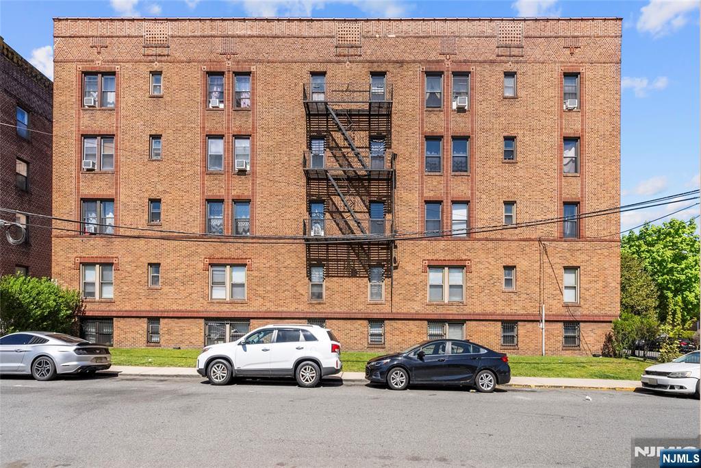 433 Lincoln Avenue C014A - Photo 5