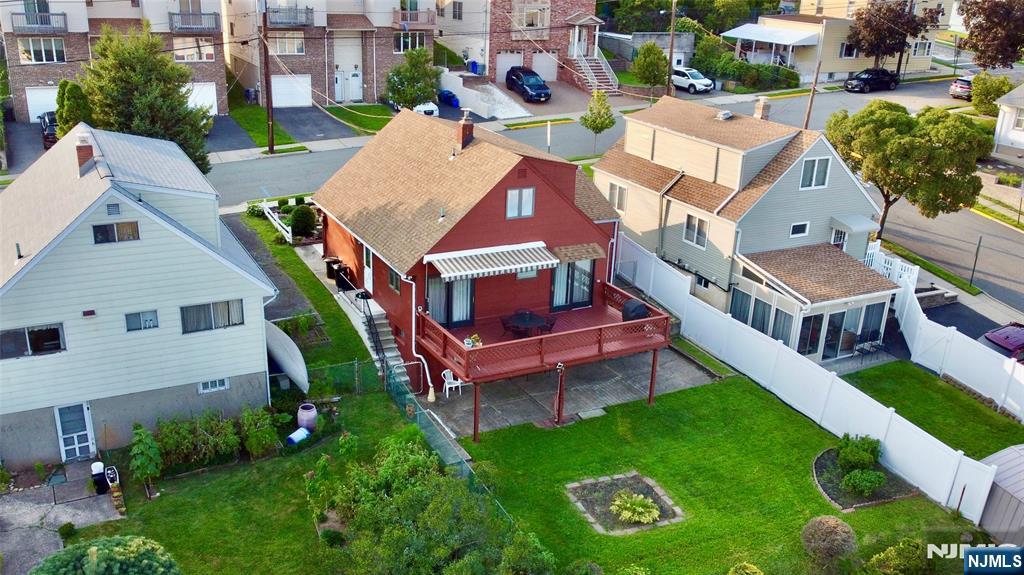 729 7th Street - Photo 3
