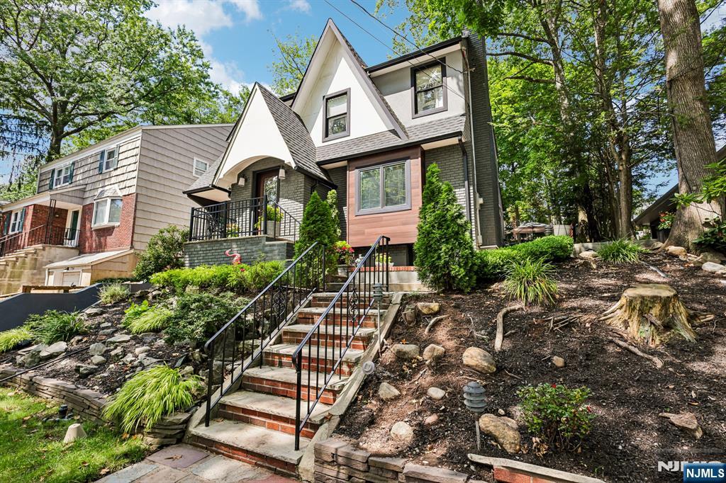 Photo 2 of Single family home for sale at 1310 Princeton Rd, Teaneck, NJ 07666 | MLS# 26030403 | Listing updated on 2026-09-17