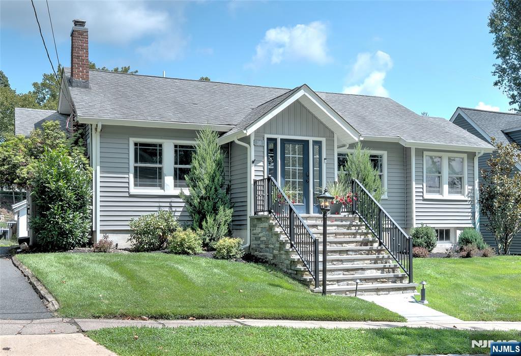 3rd image of 10 Marion Rd, Verona, NJ 07044 | MLS# 26030416