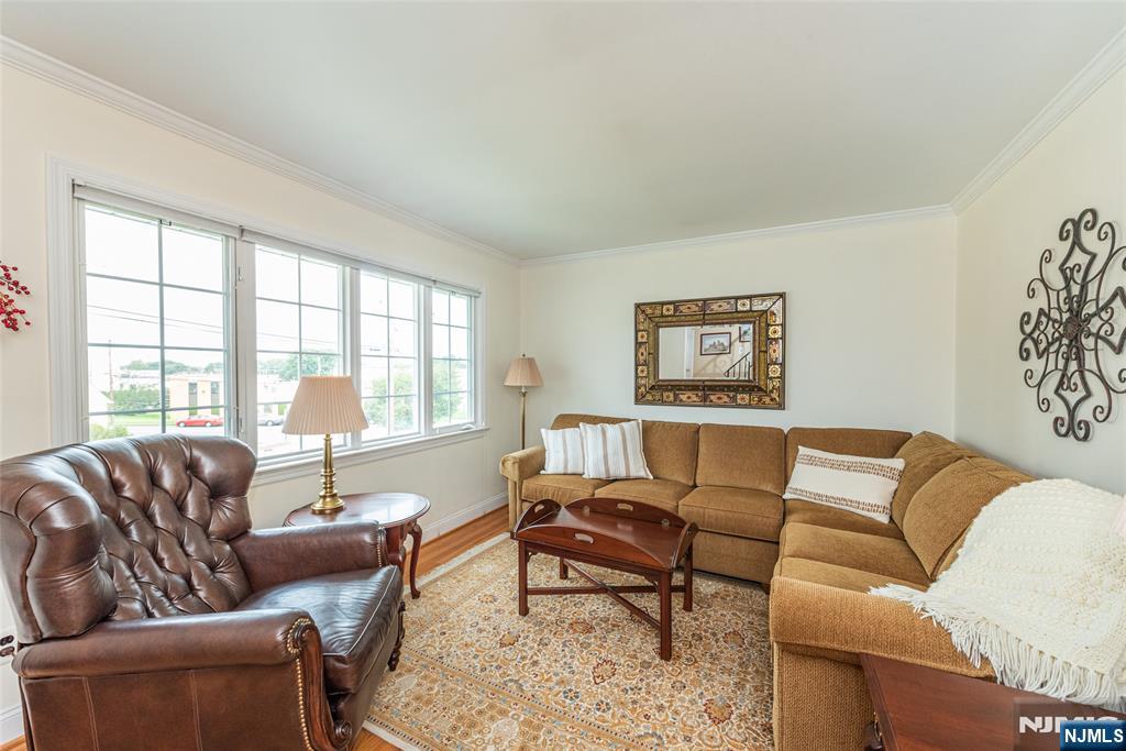 3rd image of 11 Susan Ct, Clifton, NJ 07012 | MLS# 26030417