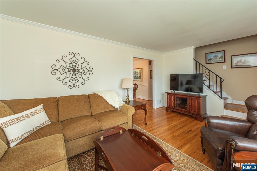 11 Susan Court - Photo 4