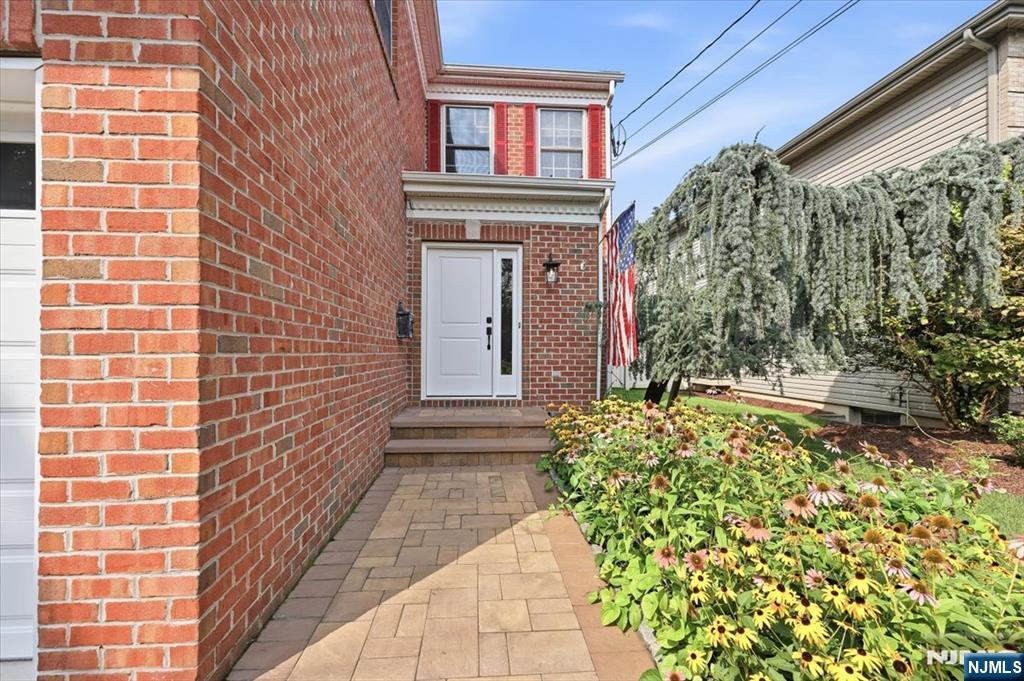 2-26 Grunauer Place - Photo 3