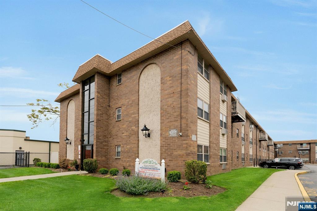205 Bergen Turnpike 2A - Photo 2