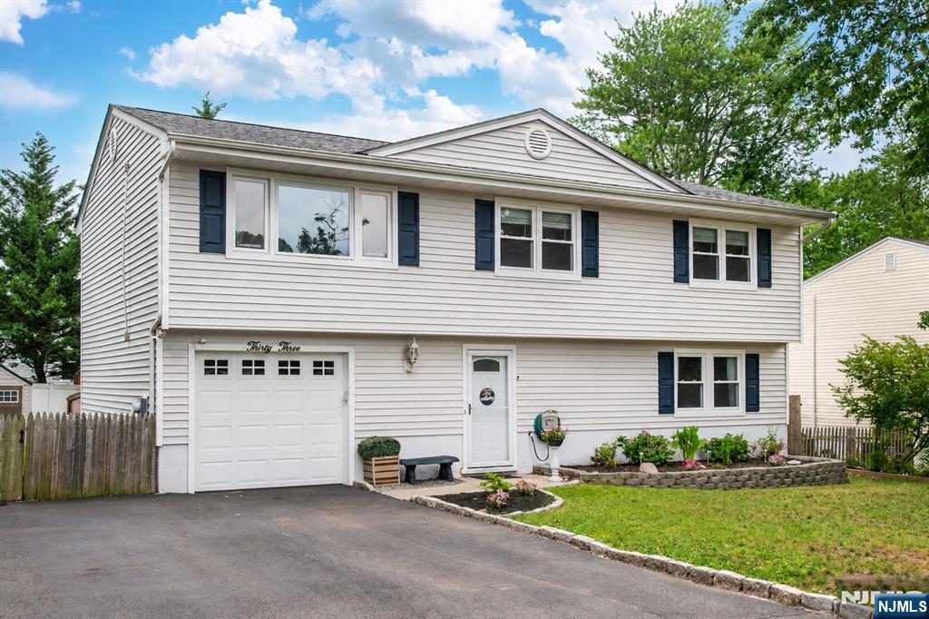 33 Van Buren Avenue - Photo 2