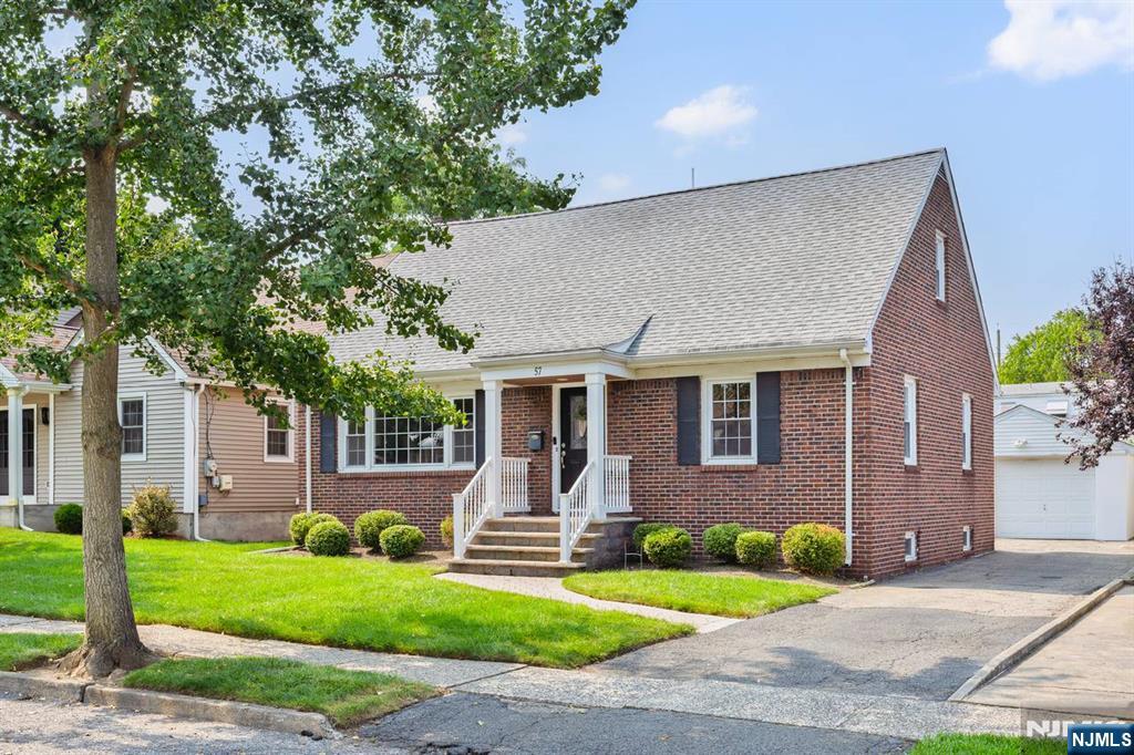 57 Hobart Ave, Rutherford, NJ 07070