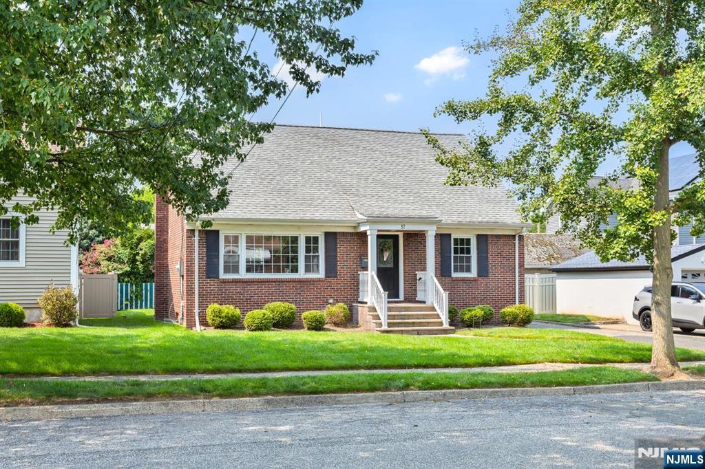 57 Hobart Ave, Rutherford, NJ 07070