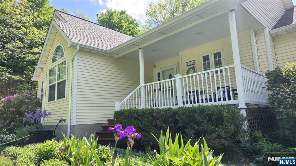 5656 Berkshire Valley Road - Photo 2
