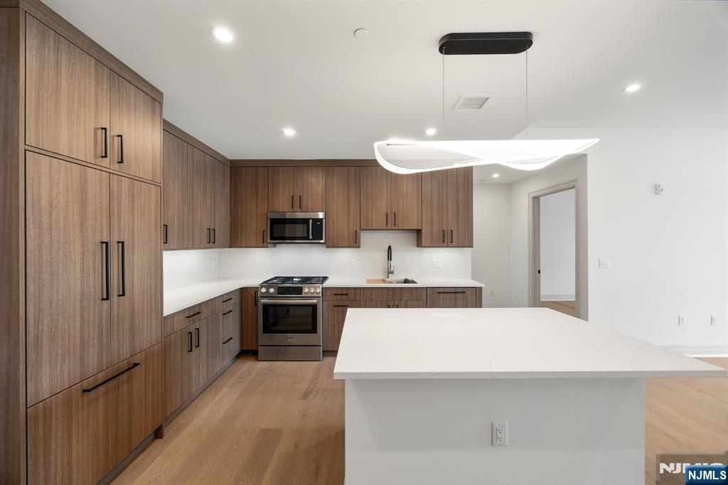 921 Madison Street 508 - Photo 2
