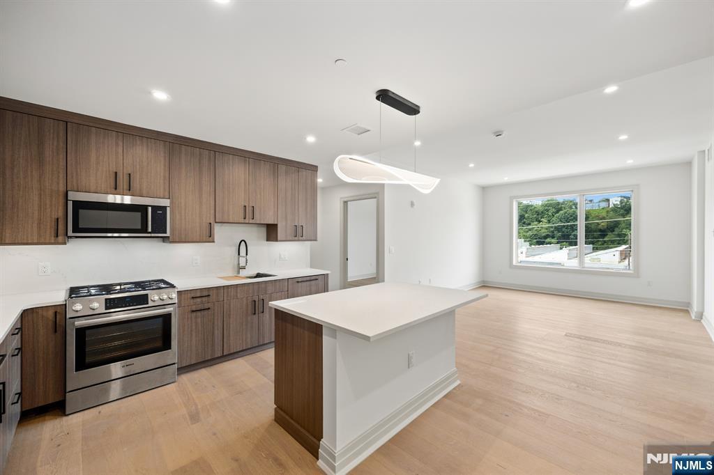 921 Madison Street 508 - Photo 3