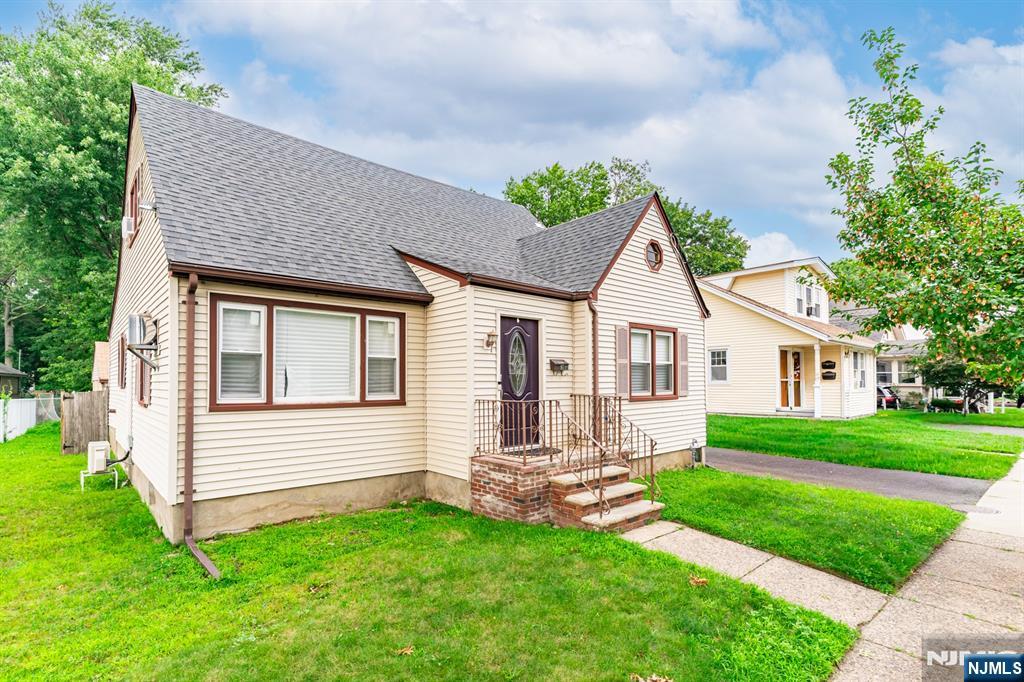 97 Elberon Avenue - Photo 3