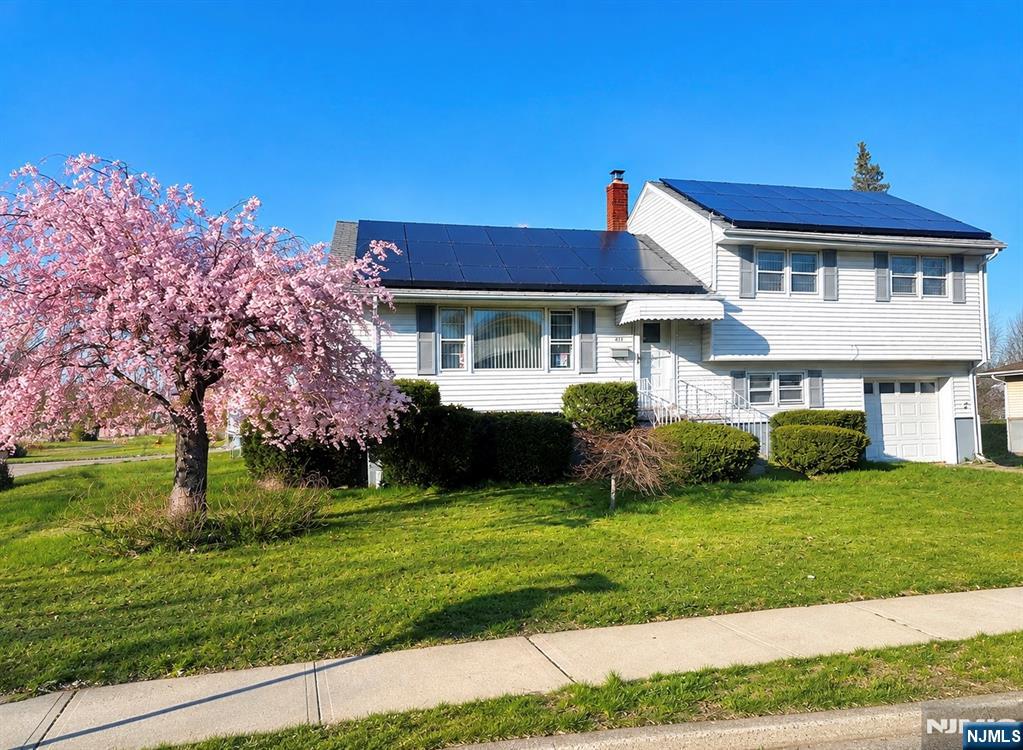 Photo 1 of Single family home for sale at 477 Chestnut Ave, South Hackensack, NJ 07606 | MLS# 26030444 | Listing updated on 2026-09-13