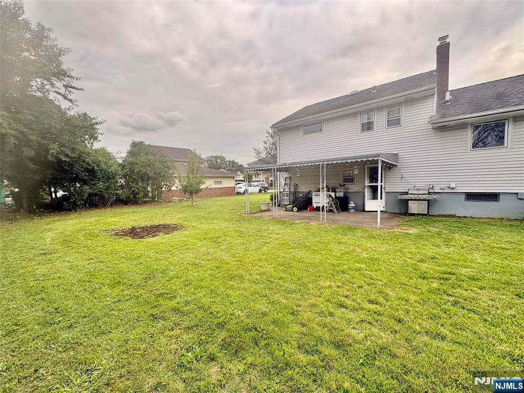 477 Chestnut Avenue