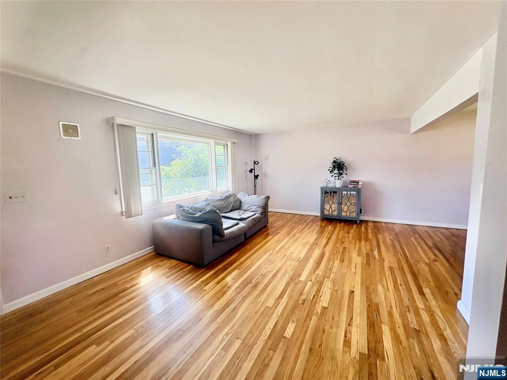 Photo 3 of Single family home for sale at 477 Chestnut Ave, South Hackensack, NJ 07606 | MLS# 26030444 | Listing updated on 2026-09-13