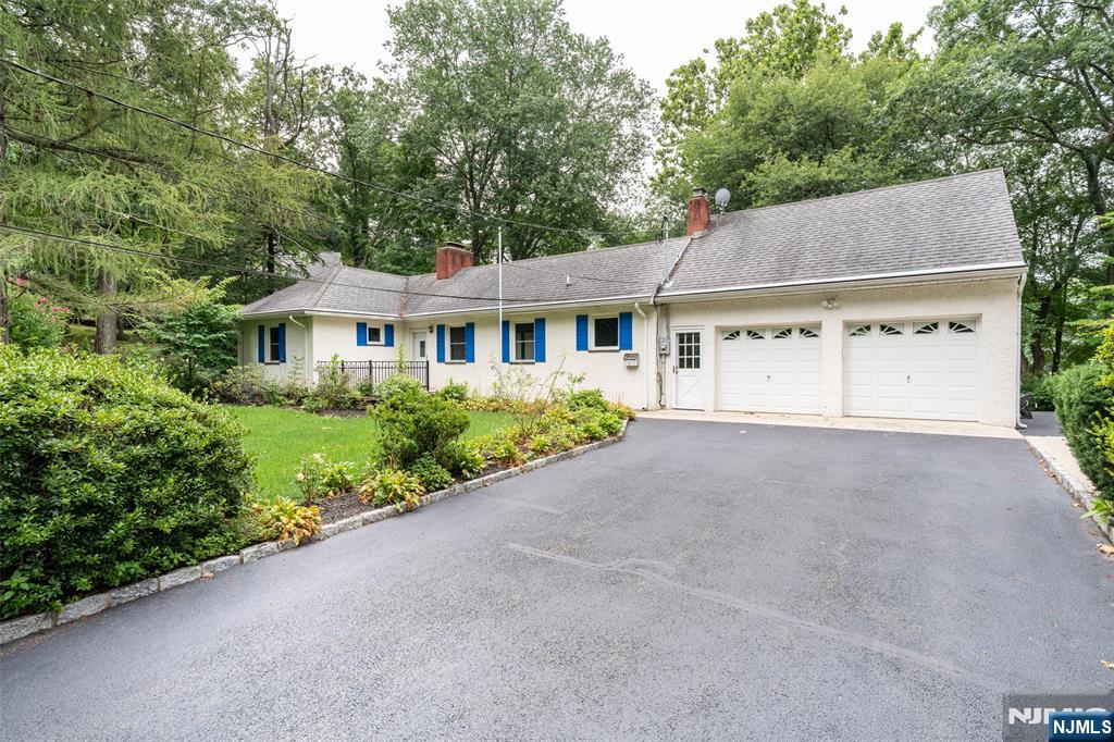 23 Cabot Lane - Photo 4