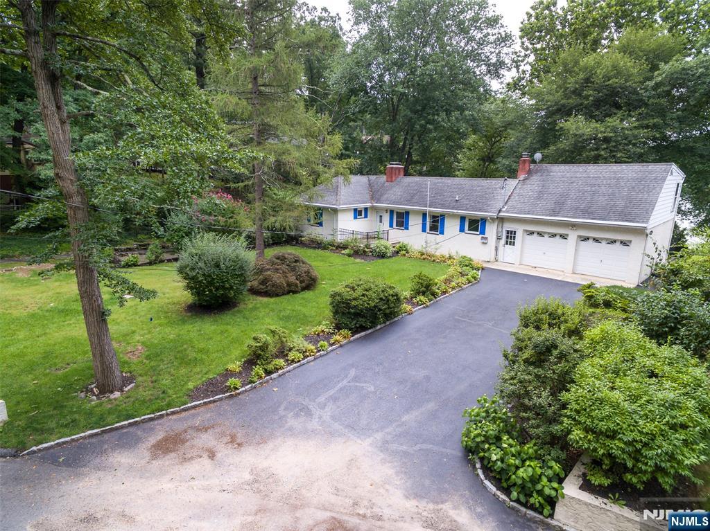 23 Cabot Lane - Photo 5