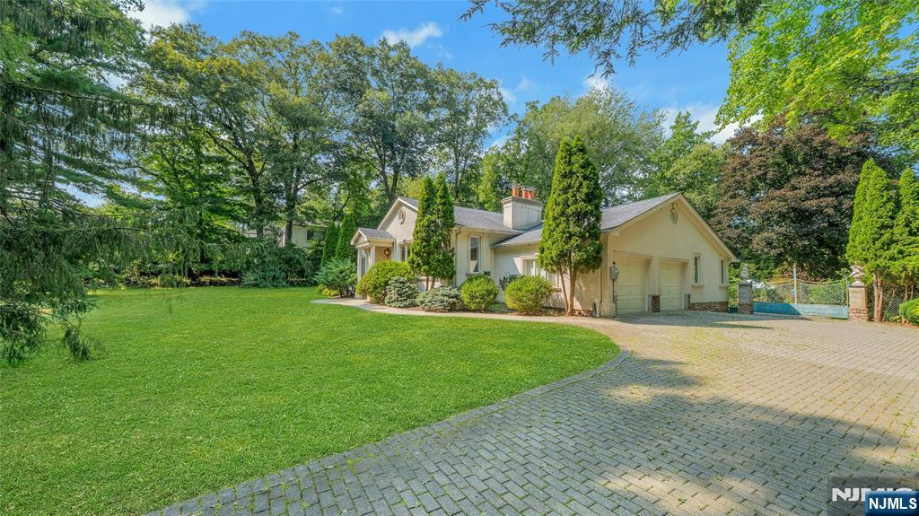45 Pleasant Avenue - Photo 4