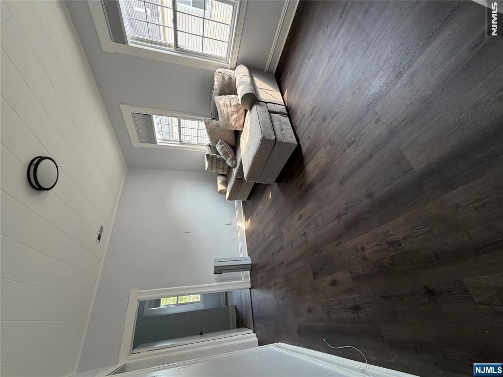 10 Edison Place 2 - Photo 1