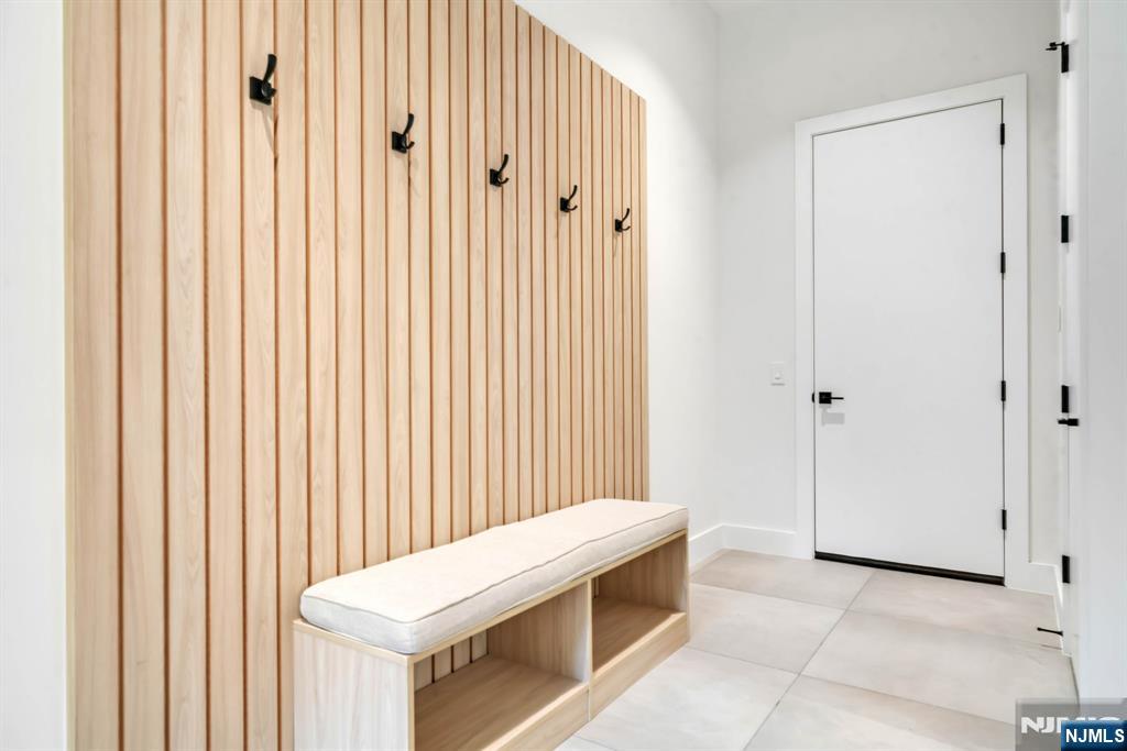61 Mac Arthur Avenue — photo 18