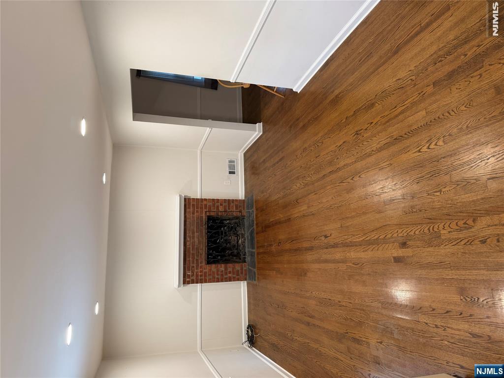 225 Hillside Avenue - Photo 2