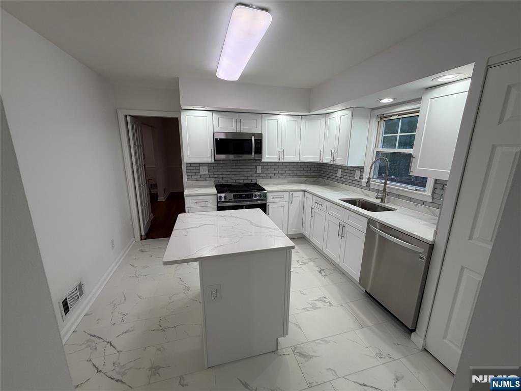 225 Hillside Avenue - Photo 5