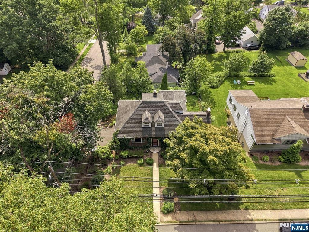 2nd image of 1219 Valley Rd, Clifton, NJ 07043 | MLS# 26030468