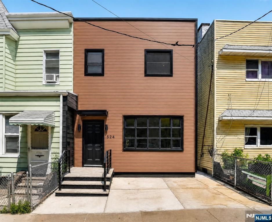 2nd image of 524 34th St, Union City, NJ 07087 | MLS# 26030486