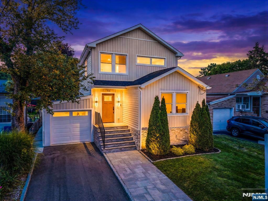 16 Norman Avenue - Photo 1