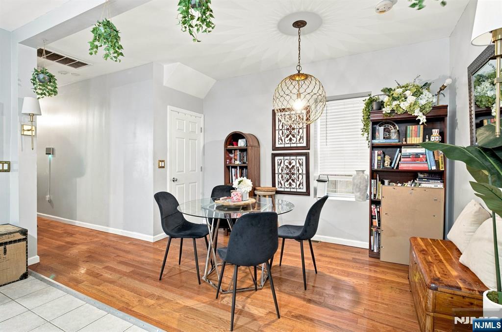 502 18th Street - Photo 3