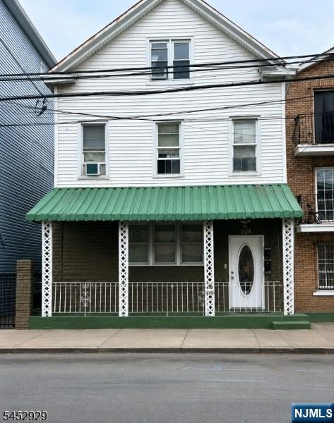 224 12th Avenue - Photo 1