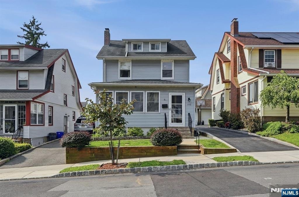 162 Maple Street - Photo 1