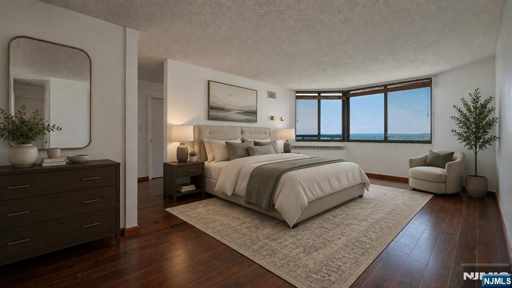 2140 Harmon Cove Tower - Photo 3