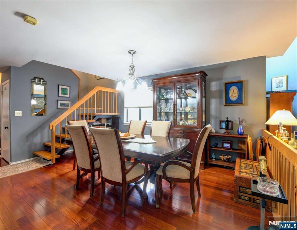 590 Sanderling Court 590 - Photo 5