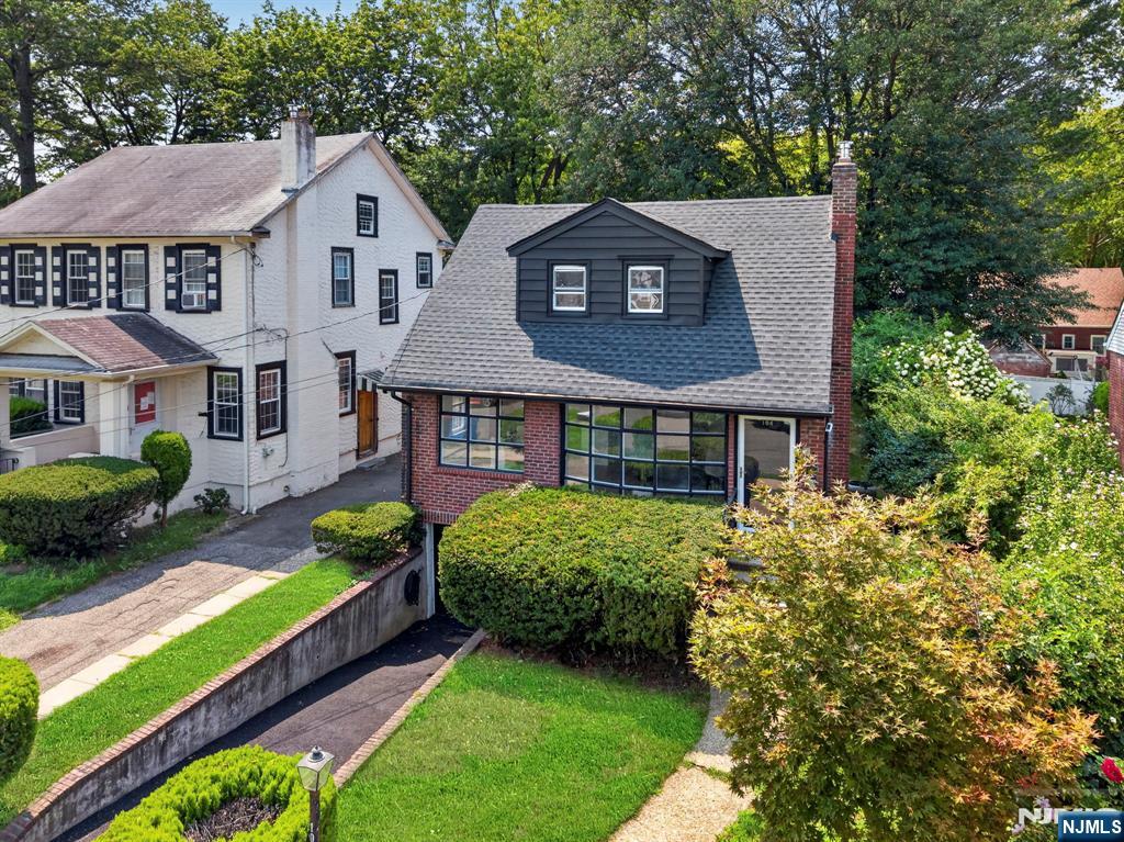104 Belmont Street - Photo 3