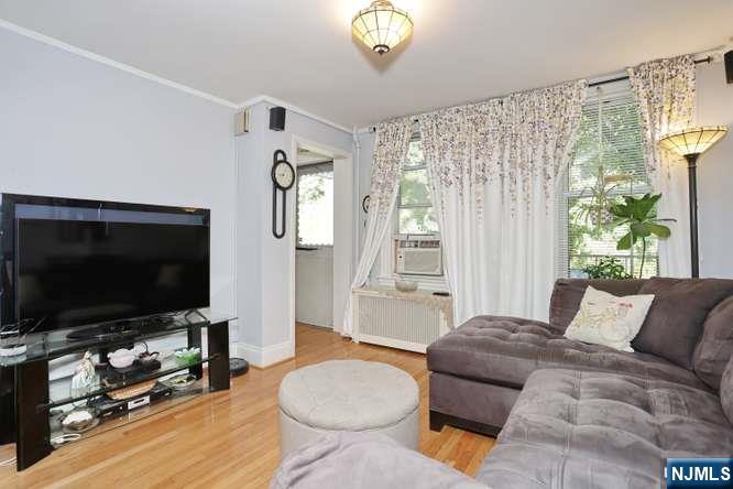 Photo 3 of Single family home for sale at 531 6th Street, Carlstadt, NJ 07072 | MLS# 26030575 | Listing updated on 2026-09-18