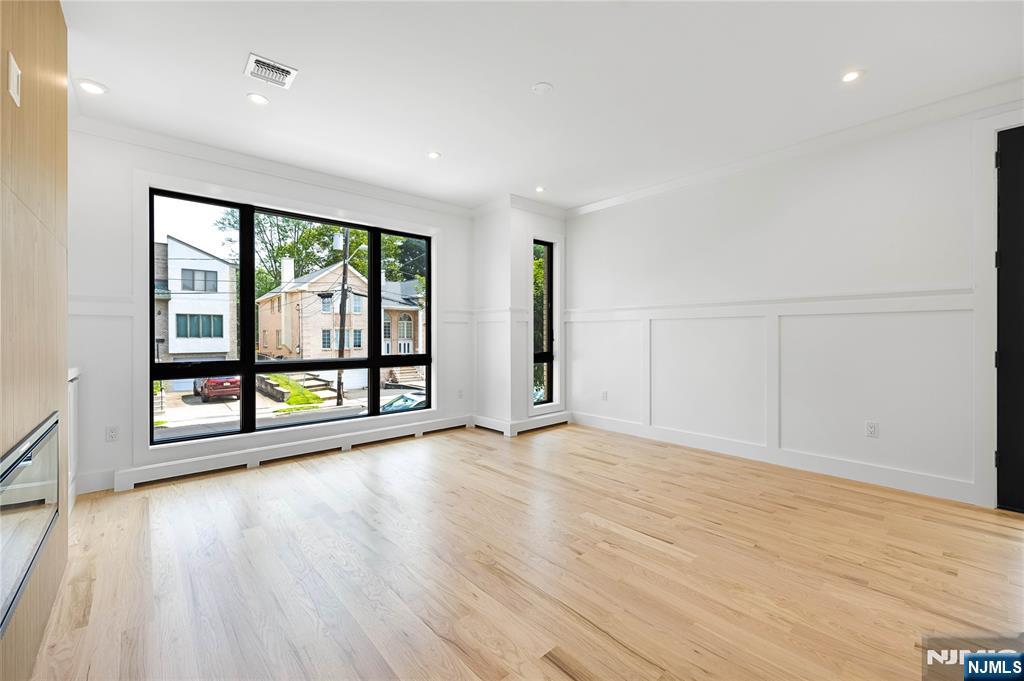 465A 1st Street A - Photo 4