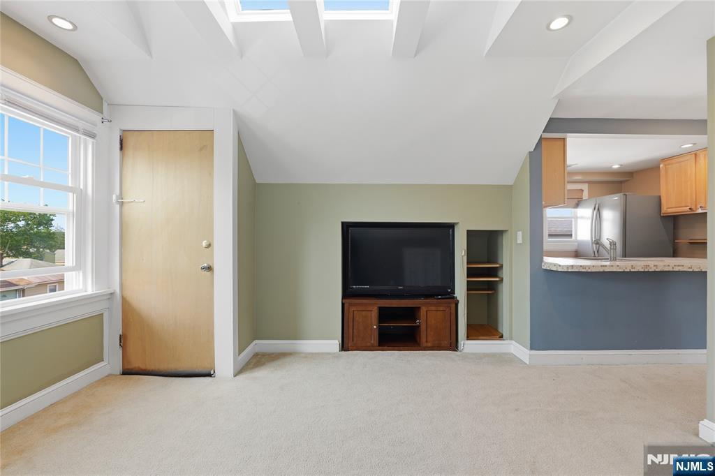41 Beekman Street - Photo 1