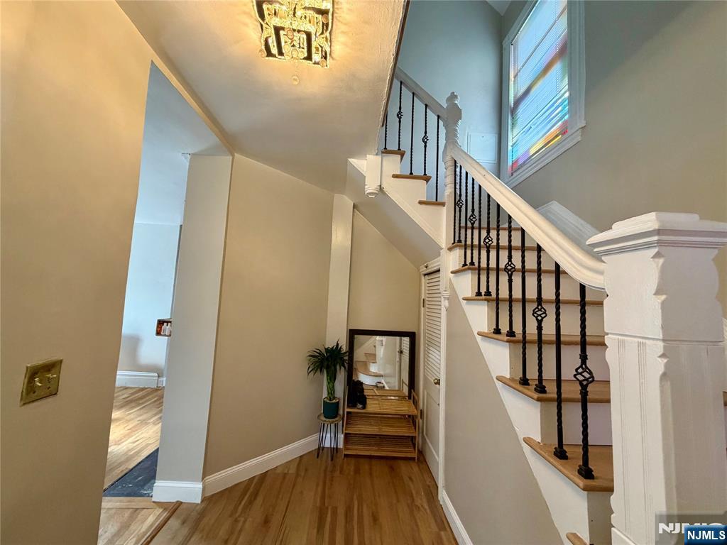 39 Pangborn Pl, Hackensack, NJ 07601