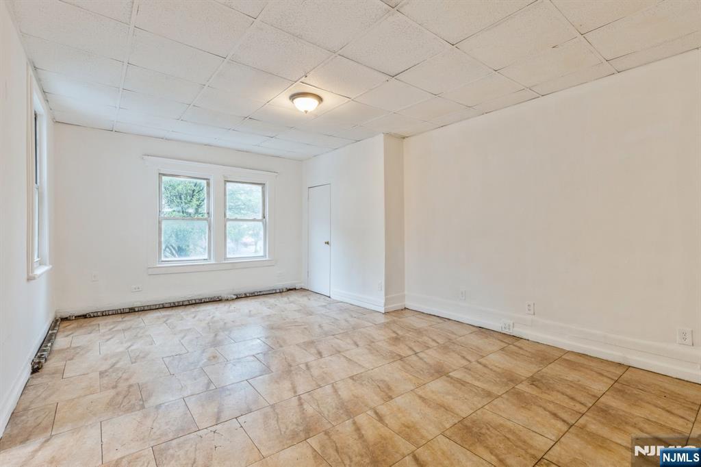 66 Belmont Avenue - Photo 4
