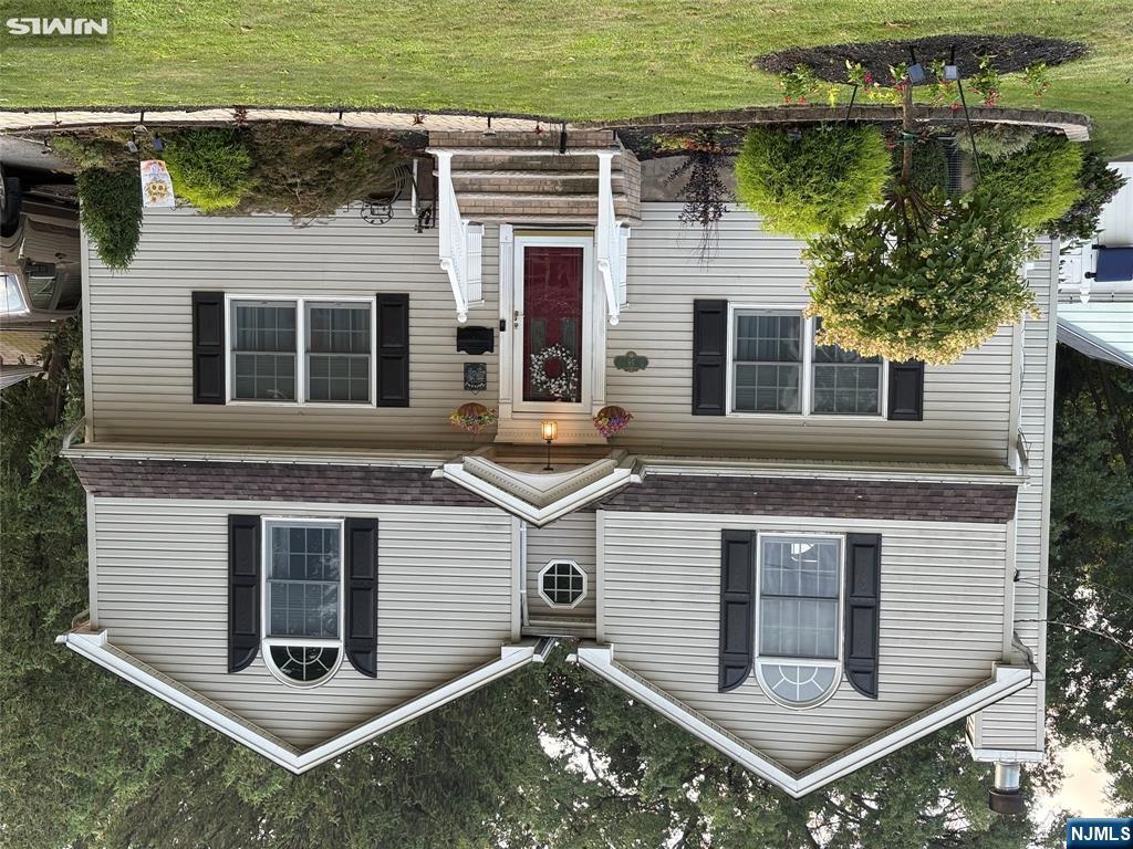 58 Lafayette Avenue - Photo 1