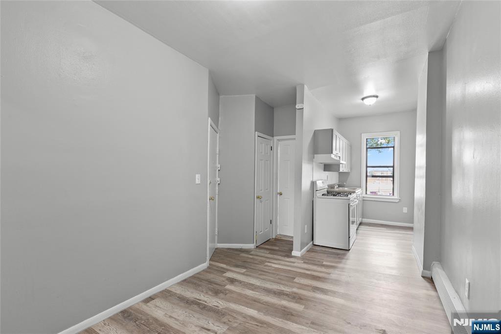 9 Monroe Street - Photo 1